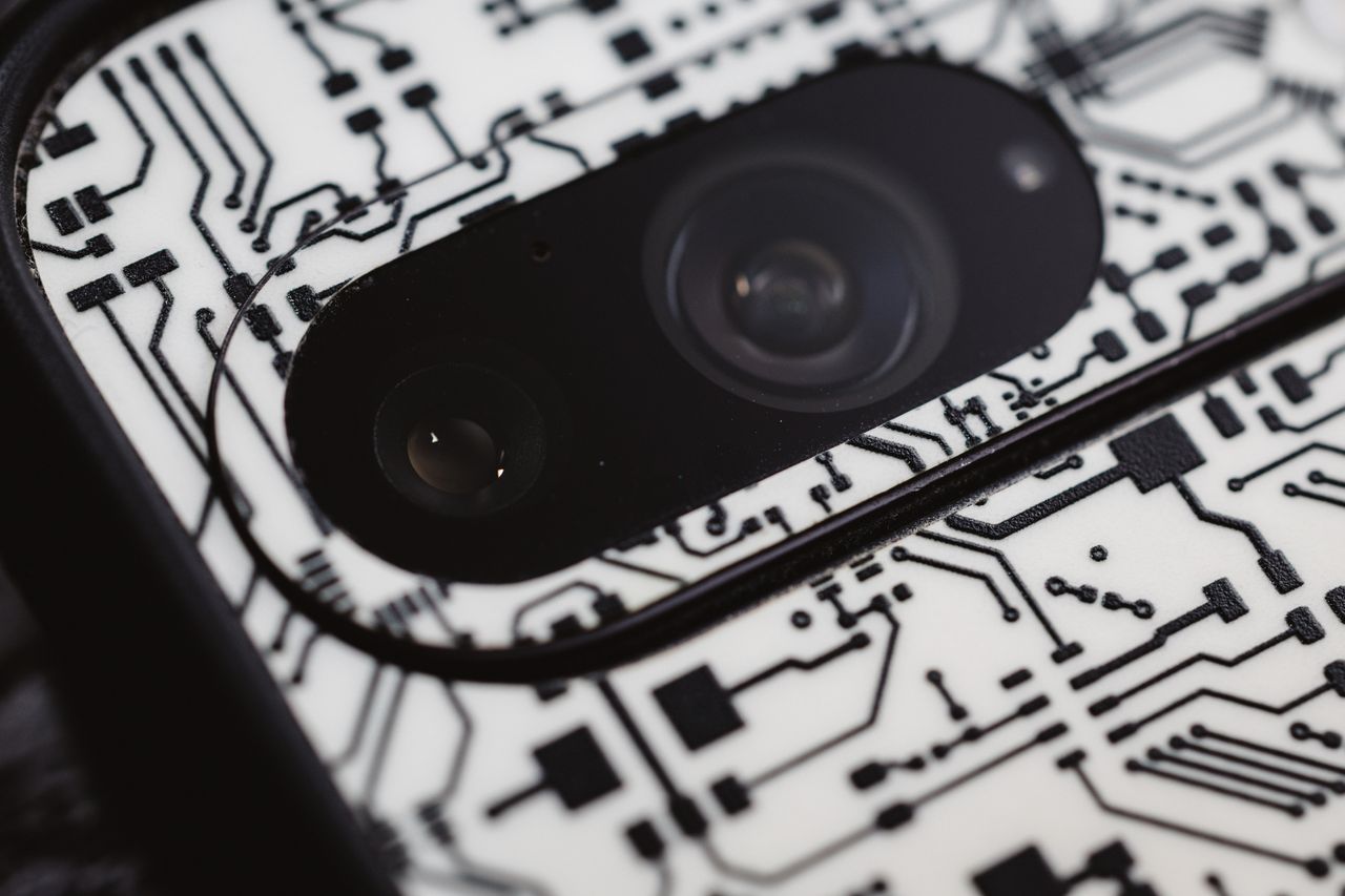 Smartphone camera module with circuit board detailing